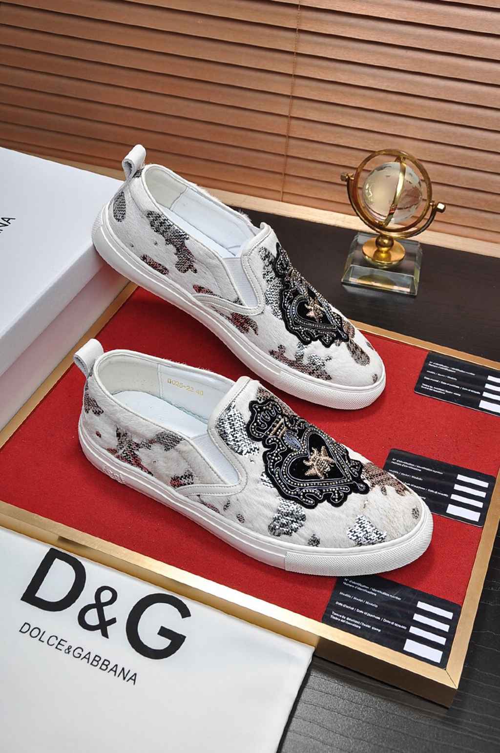 D*G sneaker